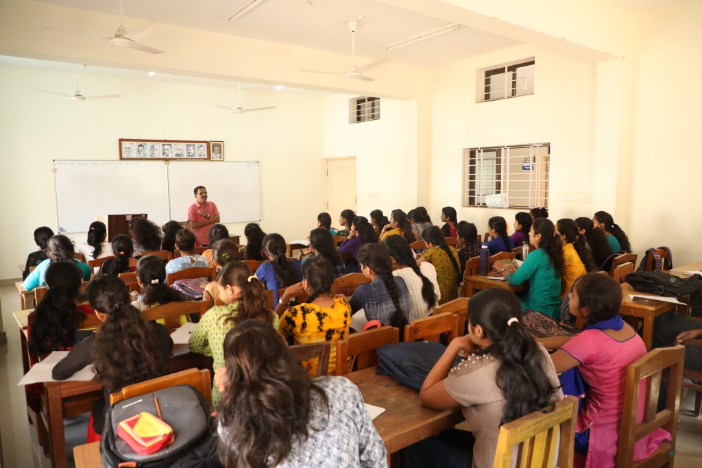 14.Kannada_2nd_Year_Class_Room