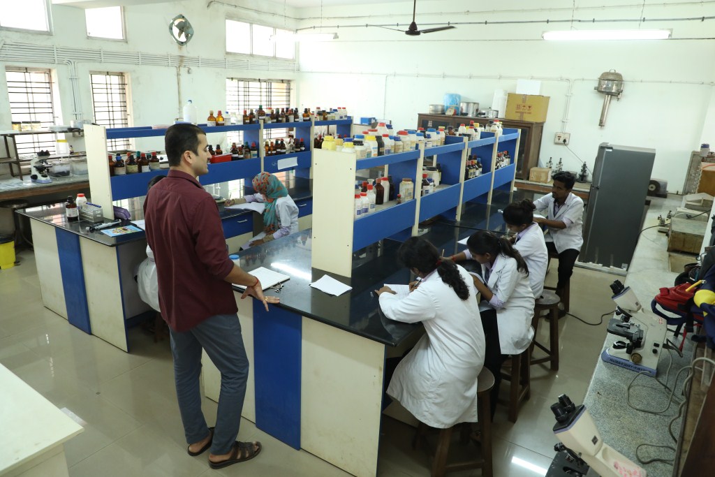 22.Biosciences_Cell_Biology_Lab