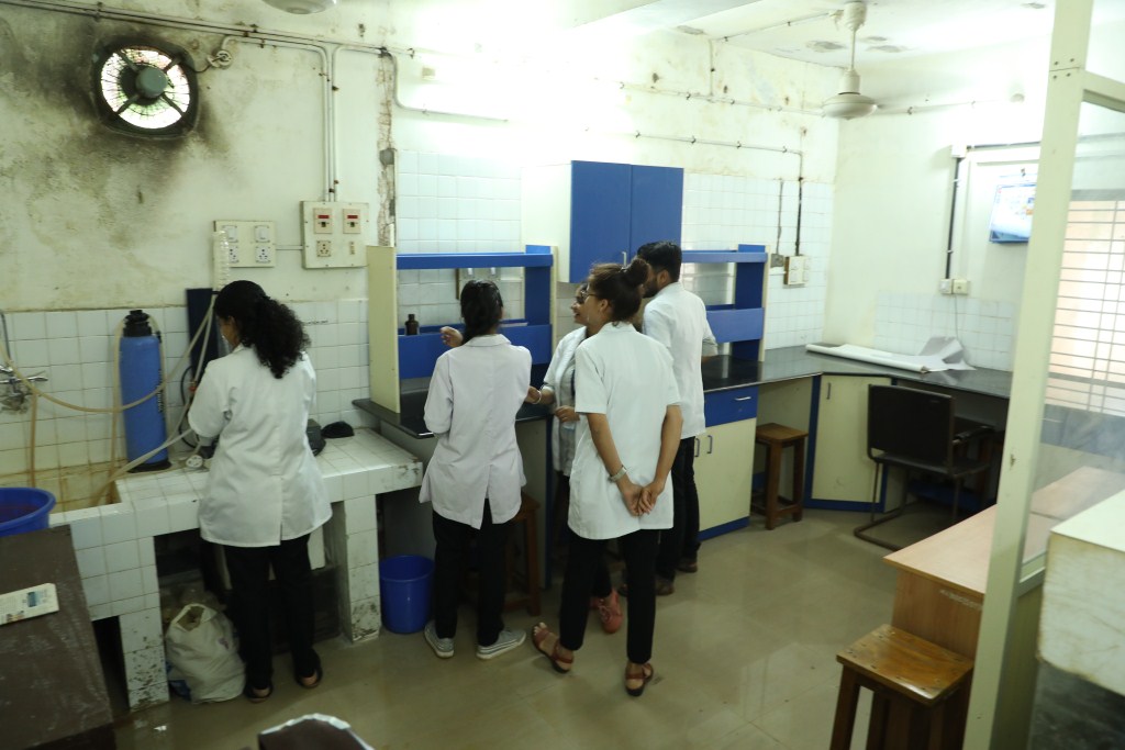 36.Biotechnology_Behavioral_Biology_Lab