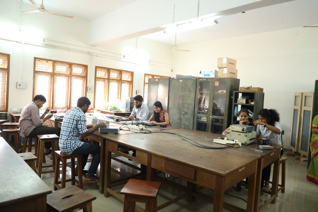 55.Physics_II_MSc_Electronics_Lab_F-9_